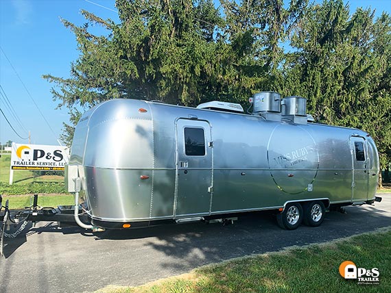 New Airstream 30ft - Miss Ruby food trailer.