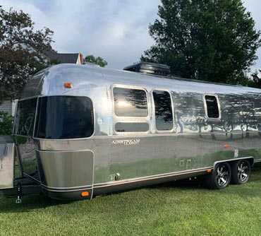Polished Airstream Classic